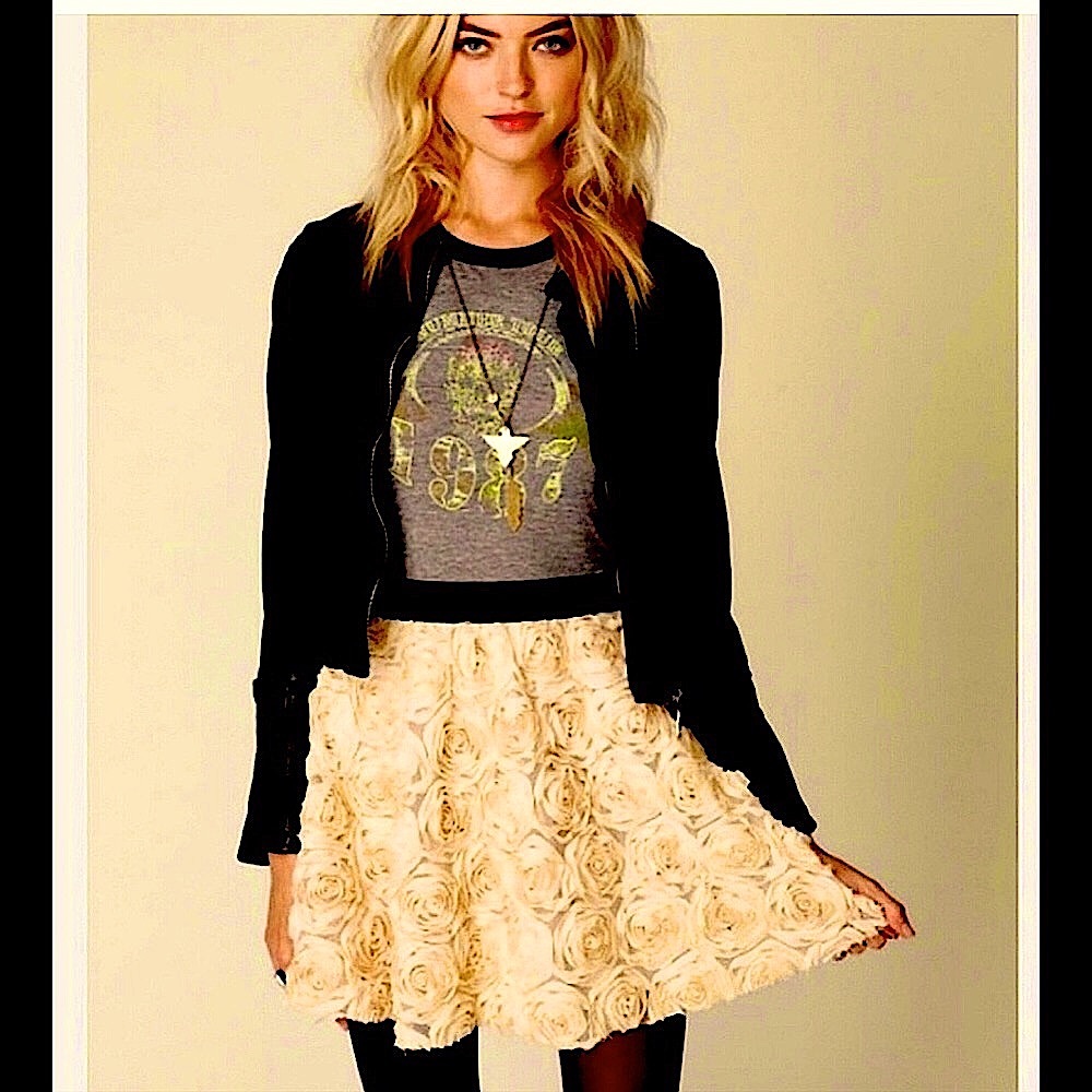 Free People Cream Rosette Skirt (S)